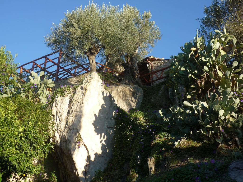 Rocca Del Vento Bed & Breakfast San Pantaleone ภายนอก รูปภาพ