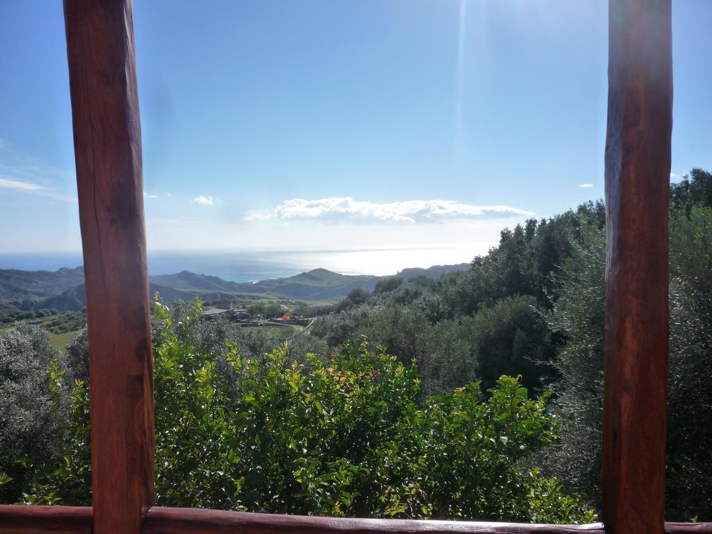 Rocca Del Vento Bed & Breakfast San Pantaleone ภายนอก รูปภาพ